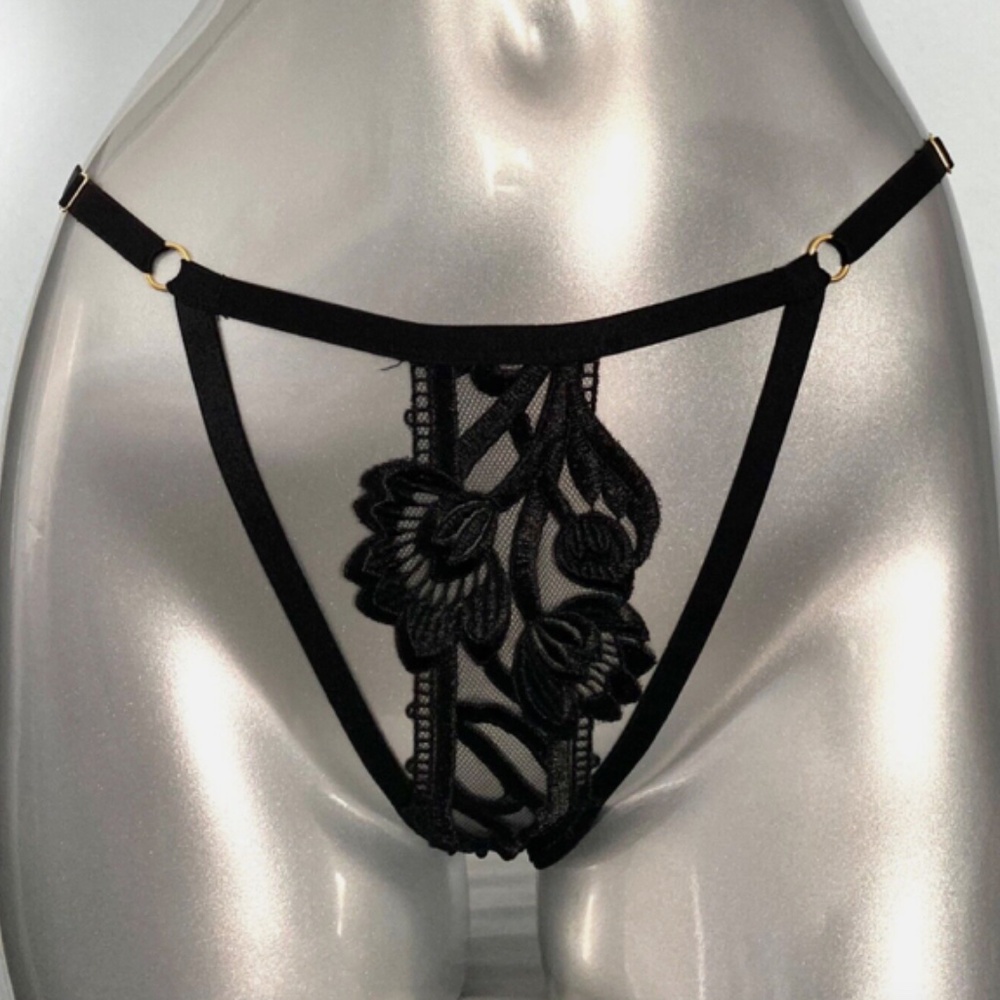 Victorias Secret Nwt Very Sexy Black Banded Open Cut Out String Bikini Panty